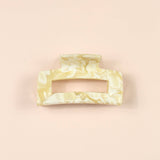 Scarlett Medium Claw Hair Clip Eco-Friendly: Marble Rose Pink