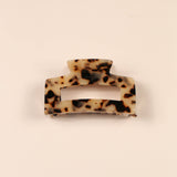 Scarlett Medium Claw Hair Clip Eco-Friendly: Marble Pink