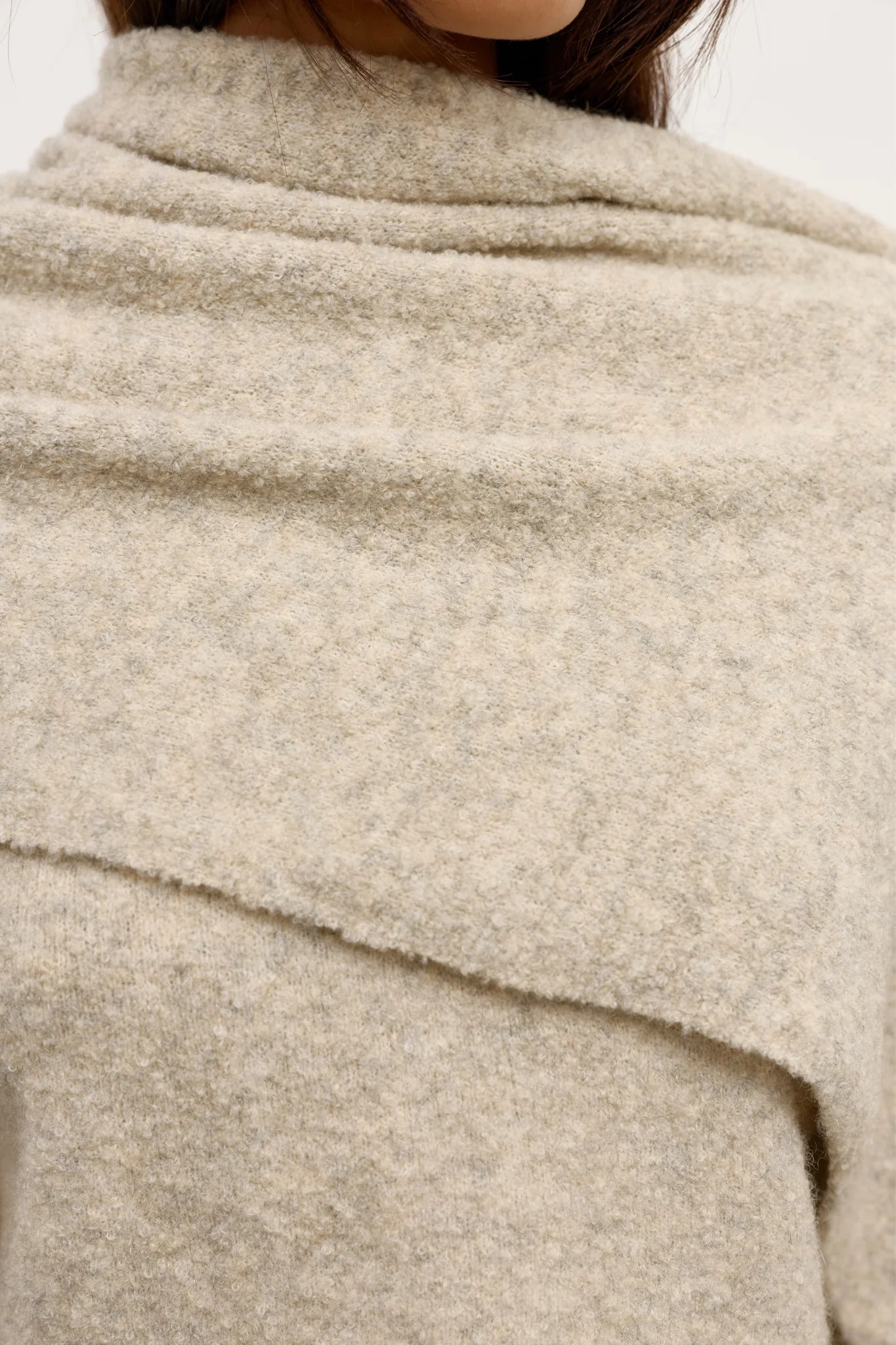 Close-up of a beige Scarf